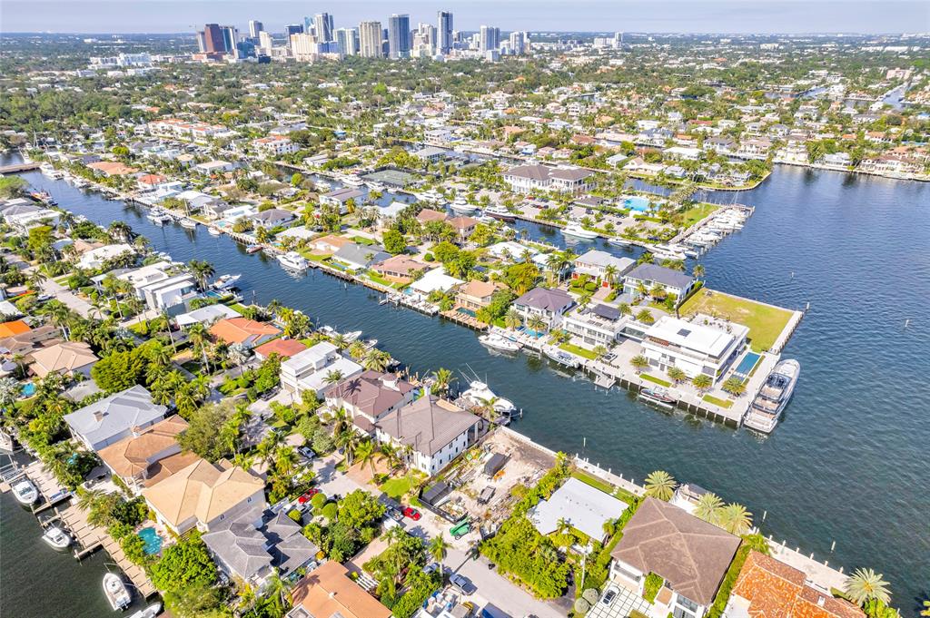 1725 Southeast 13th Street Fort Lauderdale, FL 33316 - Photo 7 of 16 an aerial view of a city