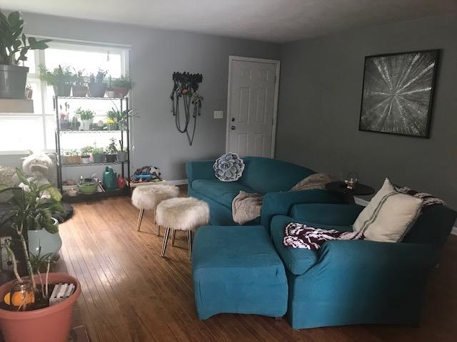 512 West Green Road Bloomington, IN 47403 - Photo 3 of 10 Gallery Image 3