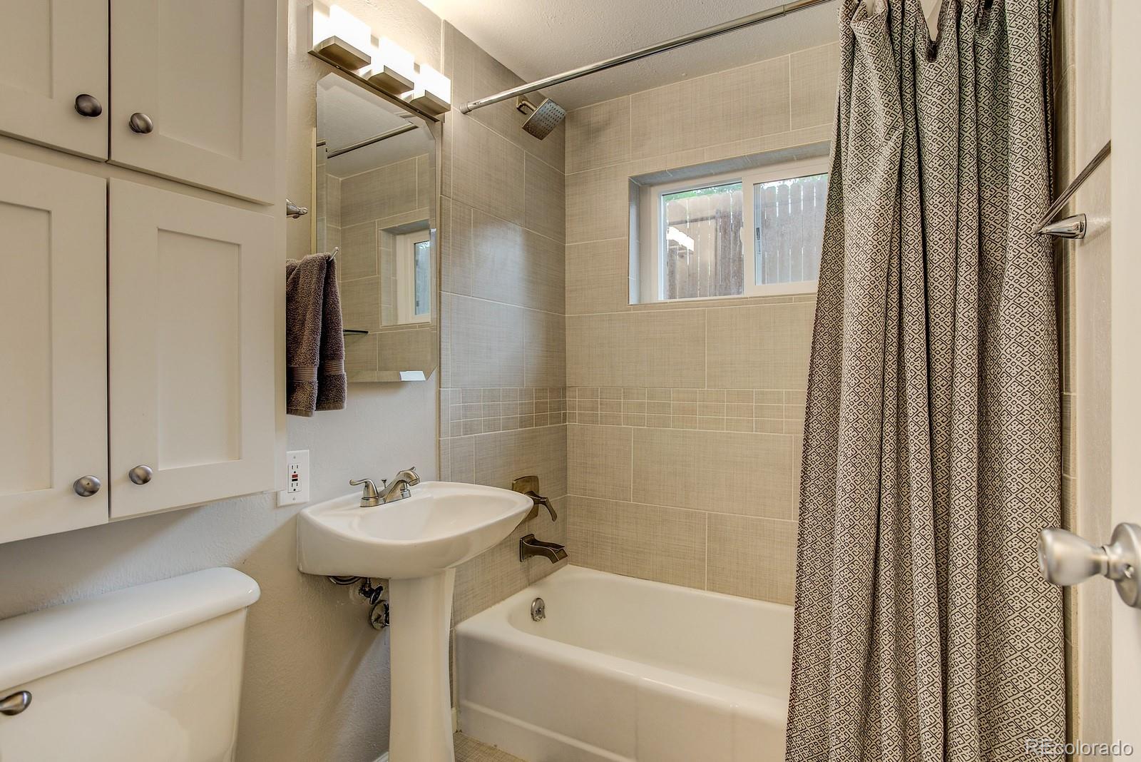 2624 South Raleigh Street Denver, CO 80219 - Photo 29 of 35 Gallery Image 29