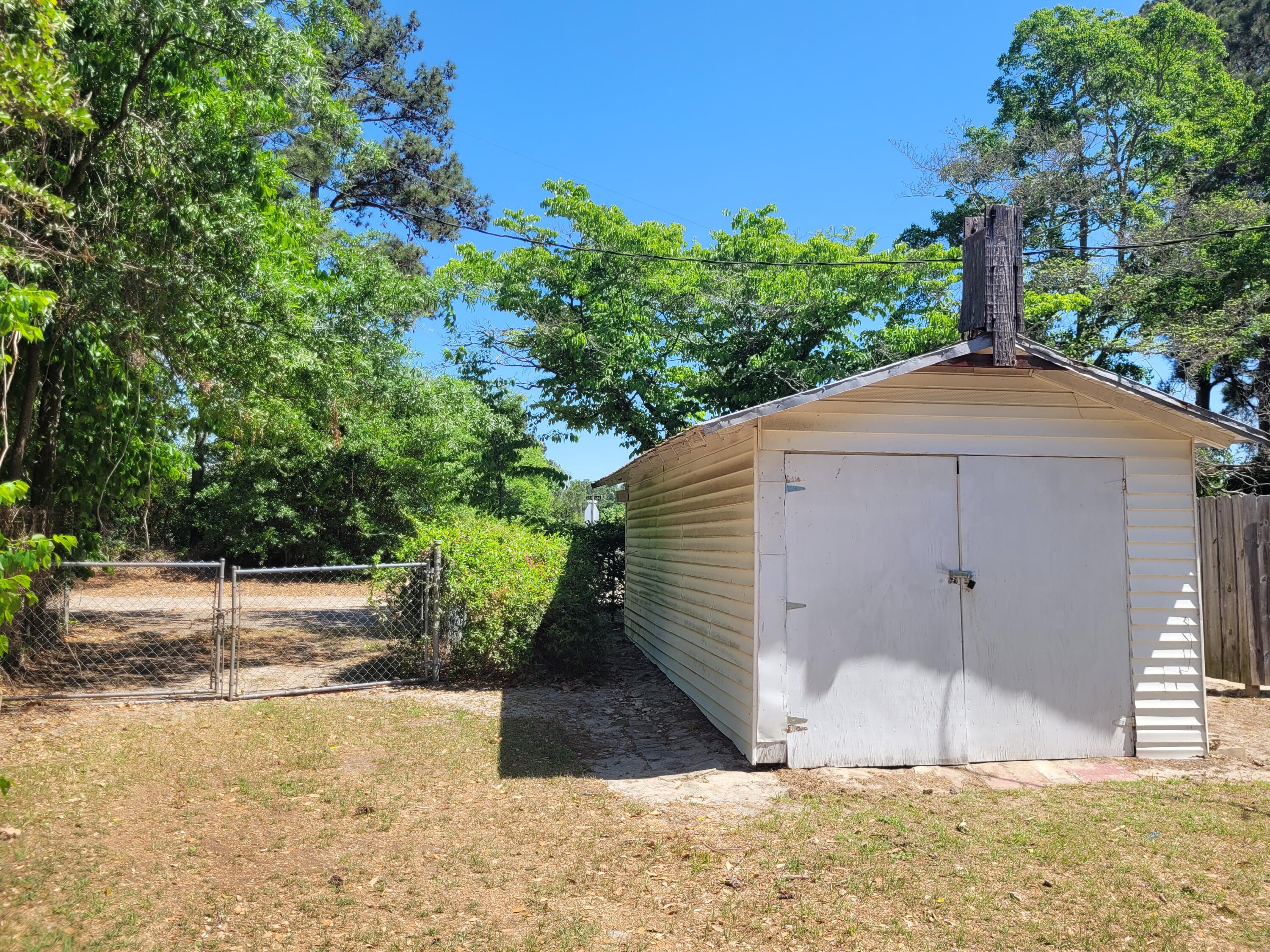 1345 Holland Road Summerton, SC 29148 - Photo 45 of 57