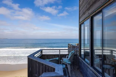 $1,095,000 | 1 Surf Way, Unit 216, Monterey, CA 93940