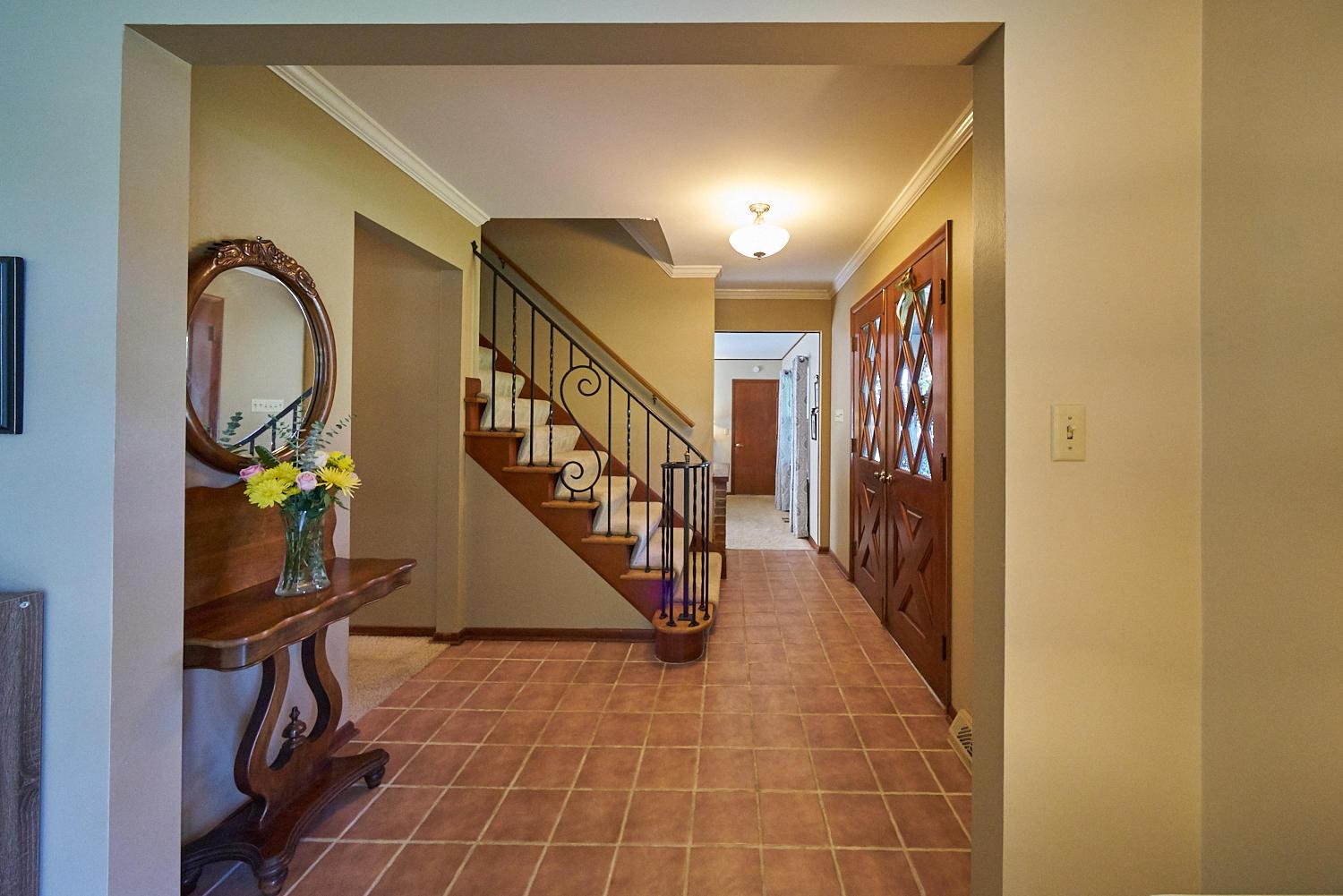 217 South Hempstead Road Westerville, OH 43081 - Photo 7 of 18 Gallery Image 7