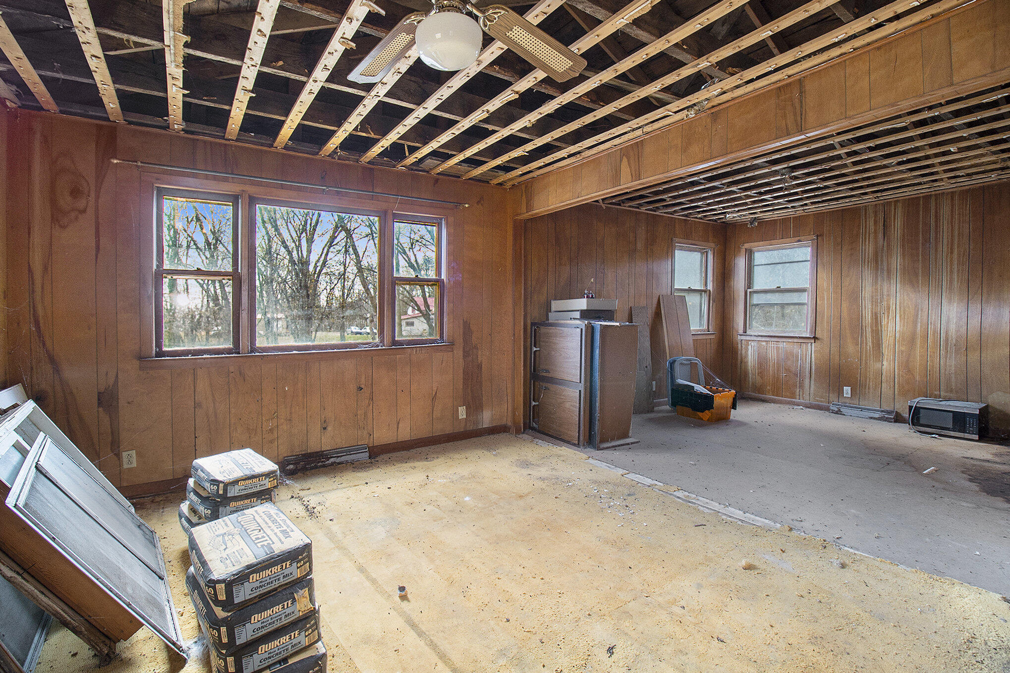 4044 Volney Street Fountain, MI 49410 - Photo 4 of 16 Come See It!