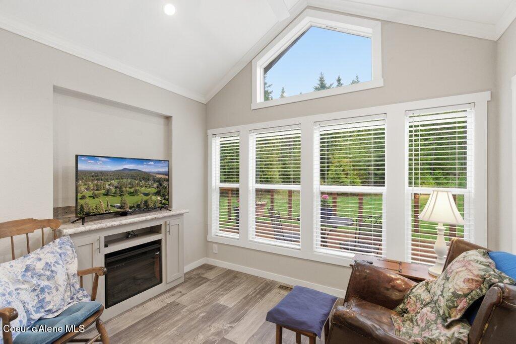 24414 North Wendler Loop Rathdrum, ID 83858 - Photo 29 of 48 Tiny Home Livingroon