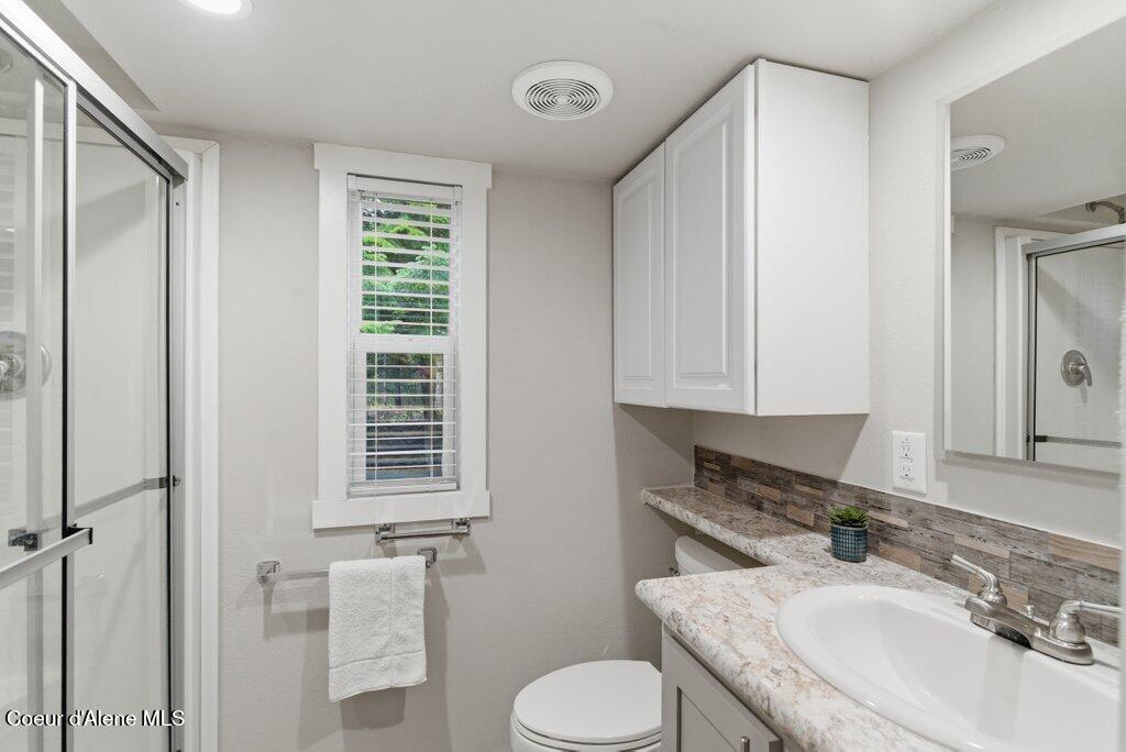 24414 North Wendler Loop Rathdrum, ID 83858 - Photo 32 of 48 Tiny Home Bathroom