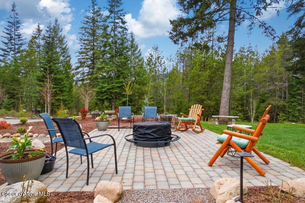 24414 North Wendler Loop Rathdrum, ID 83858 - Photo 44 of 48 Front Entertaining area