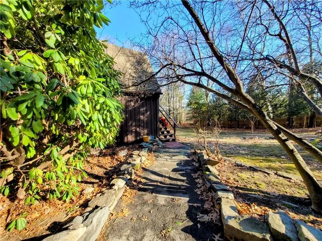 $1,800 | 196 Angell Road, Unit 1, Lincoln, RI 02865