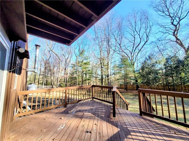 $1,800 | 196 Angell Road, Unit 1, Lincoln, RI 02865