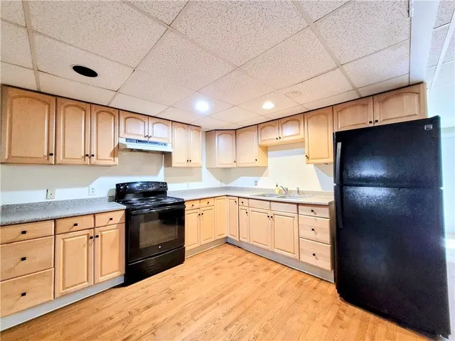 $1,800 | 196 Angell Road, Unit 1, Lincoln, RI 02865