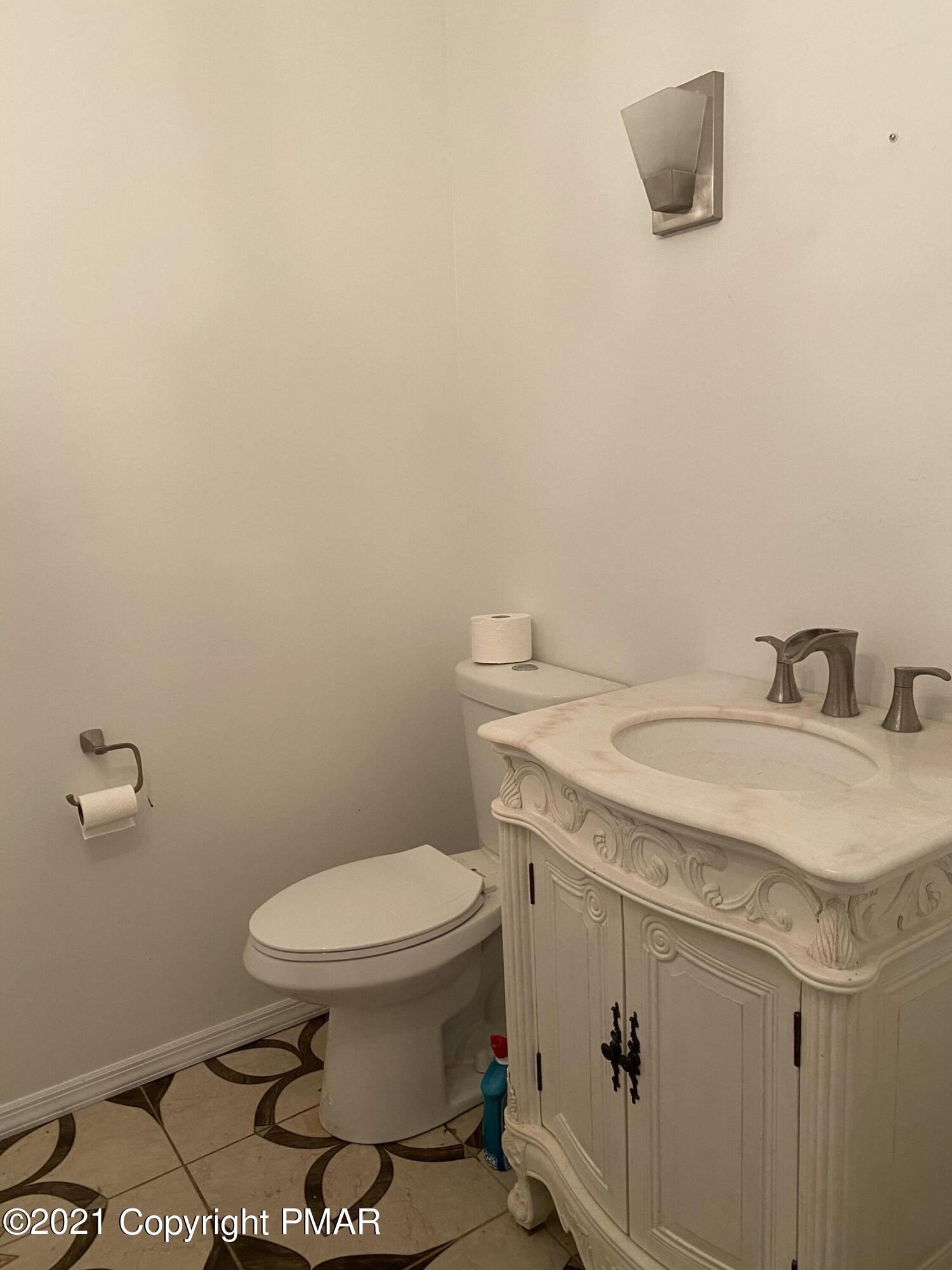 1270 Mutton Hollow Road Stroudsburg, PA 18360 - Photo 18 of 37 EF9234F4-E7EA-4576-B953-EEE91A2B826A