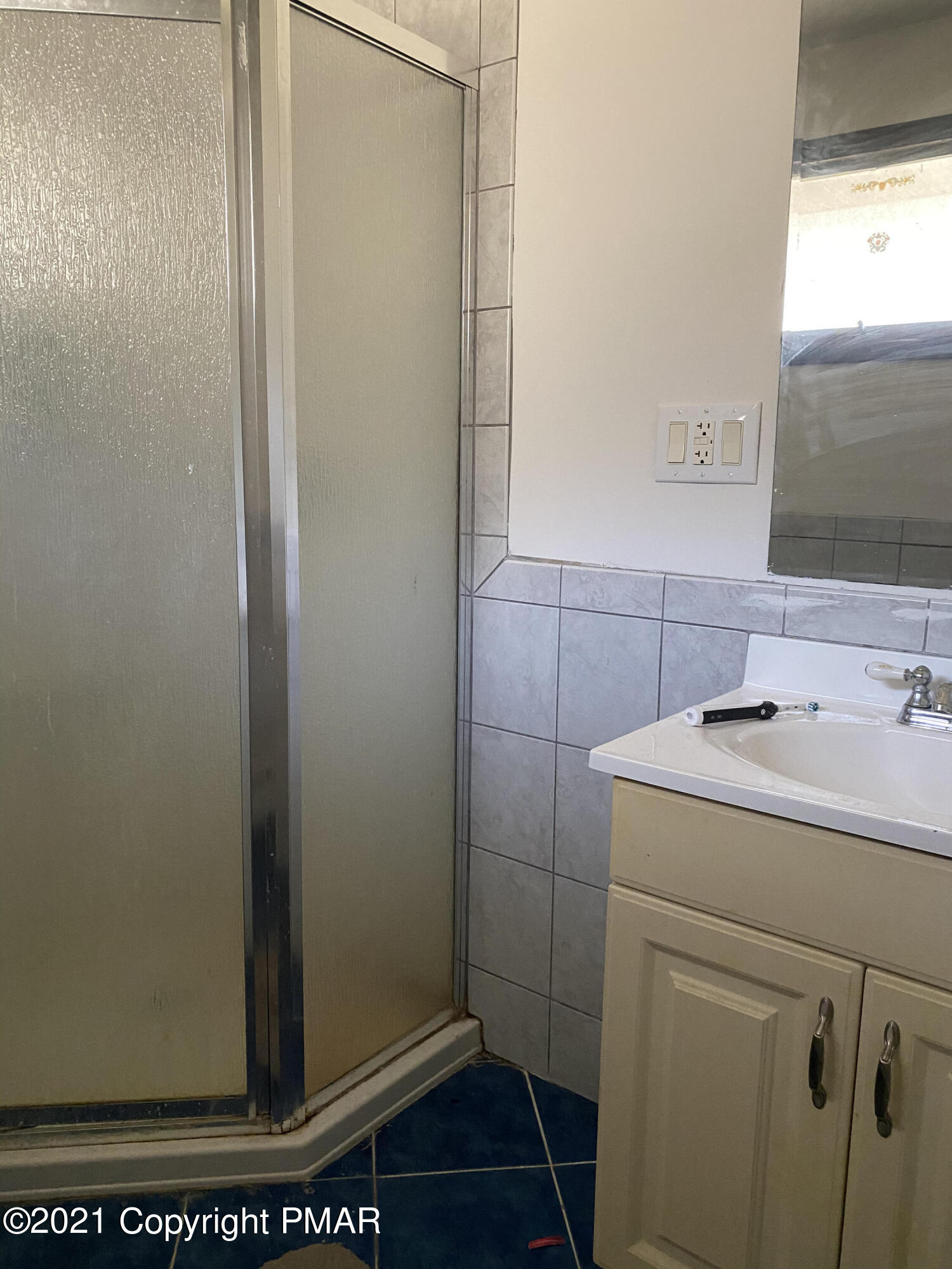 1270 Mutton Hollow Road Stroudsburg, PA 18360 - Photo 23 of 37 54FF8CCA-BD9B-4272-9747-7BC23F49865F