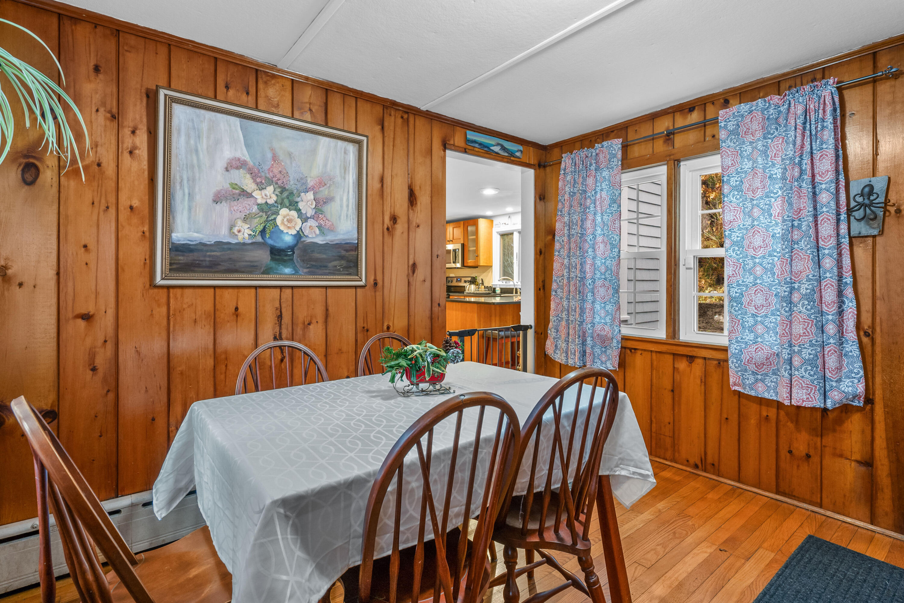 25 Main Street Sandwich, MA 02563 - Photo 17 of 48 DSC_9002