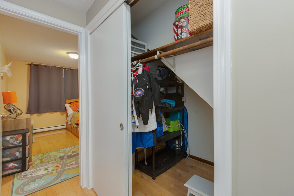 100 Pillsbury Road, Unit 17 Londonderry, NH 03053 - Photo 24 of 30 Gallery Image 24