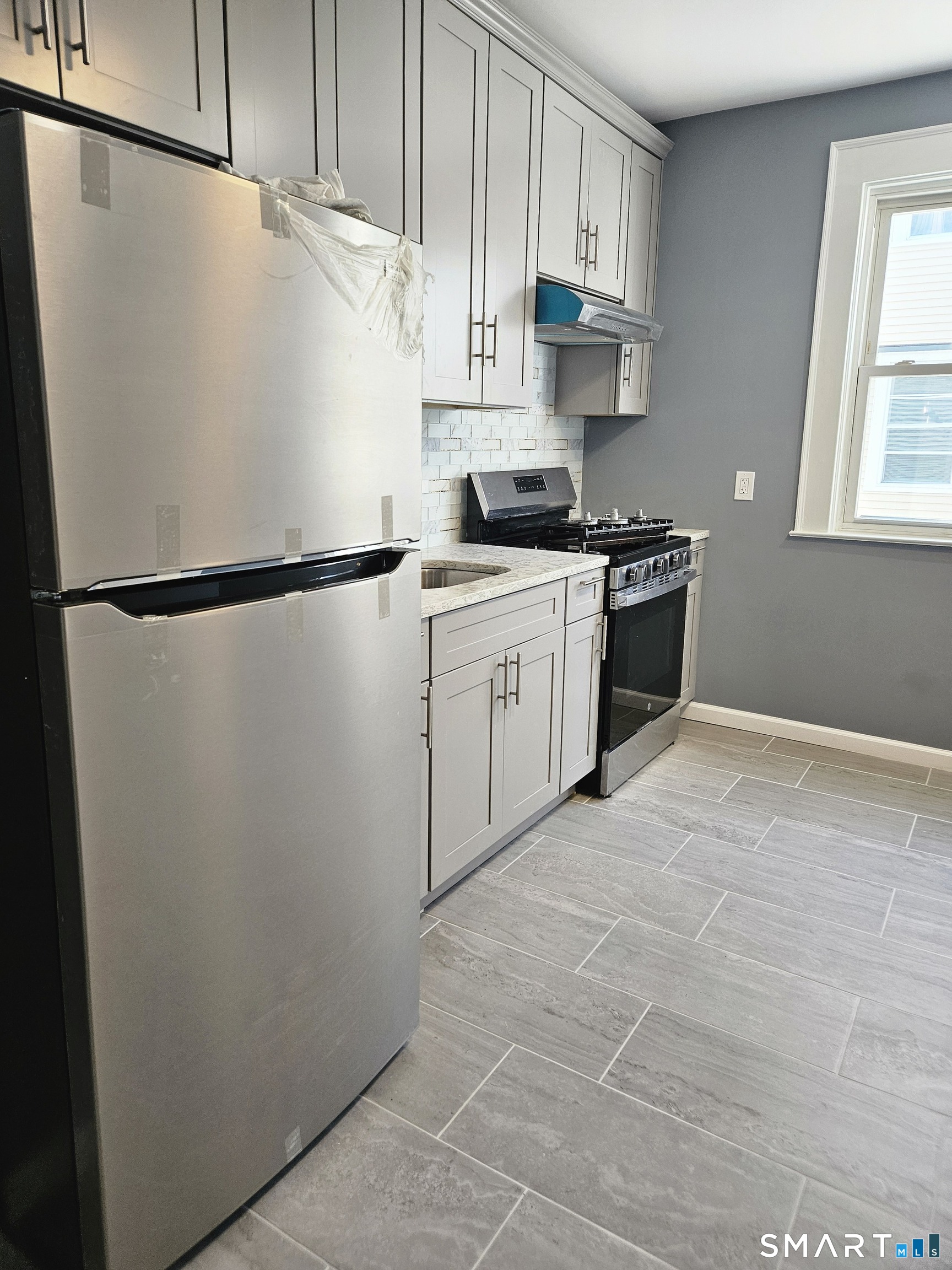 25 Lexington Street Hamden, CT 06514 - Photo 7 of 9