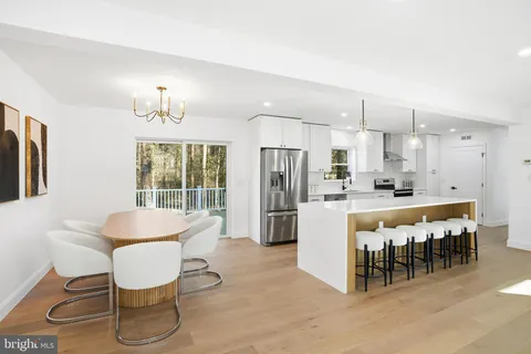 $1,199,999 | 10704 Howerton Avenue, Fairfax, VA 22030