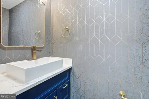 $1,199,999 | 10704 Howerton Avenue, Fairfax, VA 22030