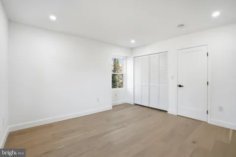 $1,199,999 | 10704 Howerton Avenue, Fairfax, VA 22030