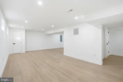 $1,199,999 | 10704 Howerton Avenue, Fairfax, VA 22030