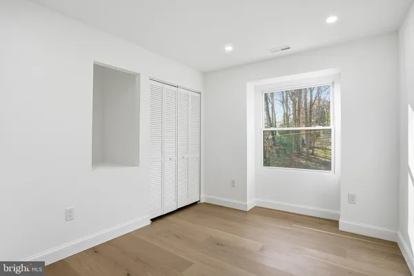 $1,199,999 | 10704 Howerton Avenue, Fairfax, VA 22030