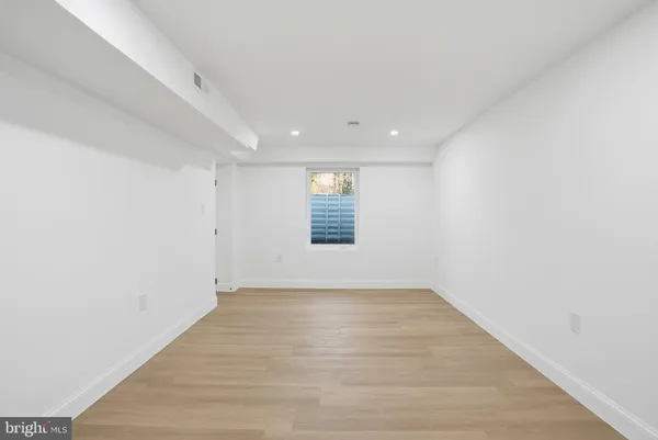 $1,199,999 | 10704 Howerton Avenue, Fairfax, VA 22030