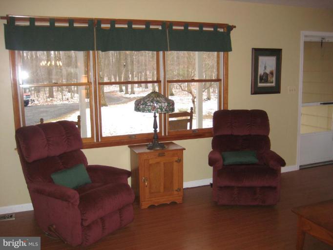 4840 Buffalo Road Mount Airy, MD 21771 - Photo 4 of 9 Living Room