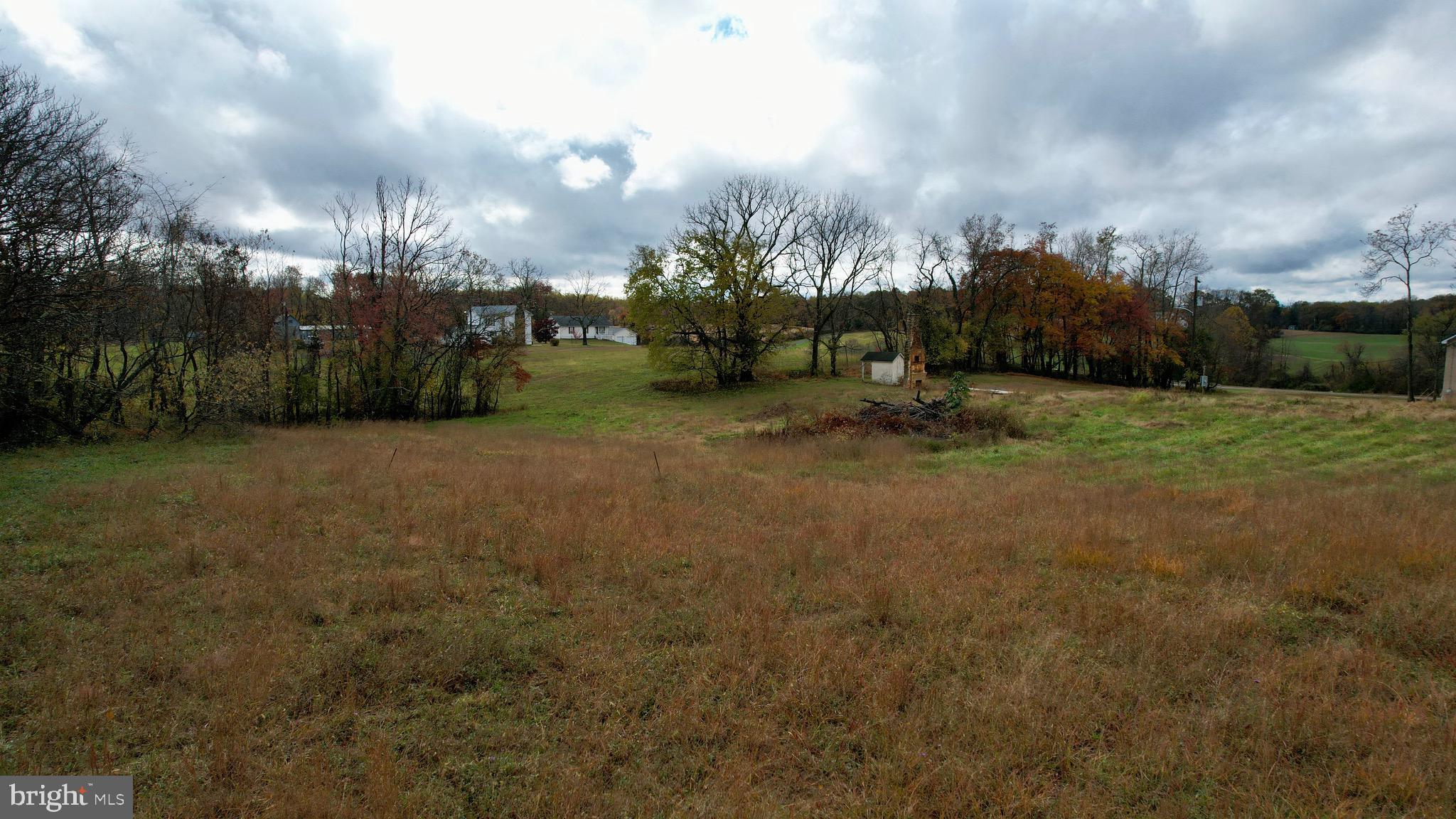 7035 Leeds Manor Road Marshall, VA 20115 - Photo 10 of 17 a view of an outdoor space and yard