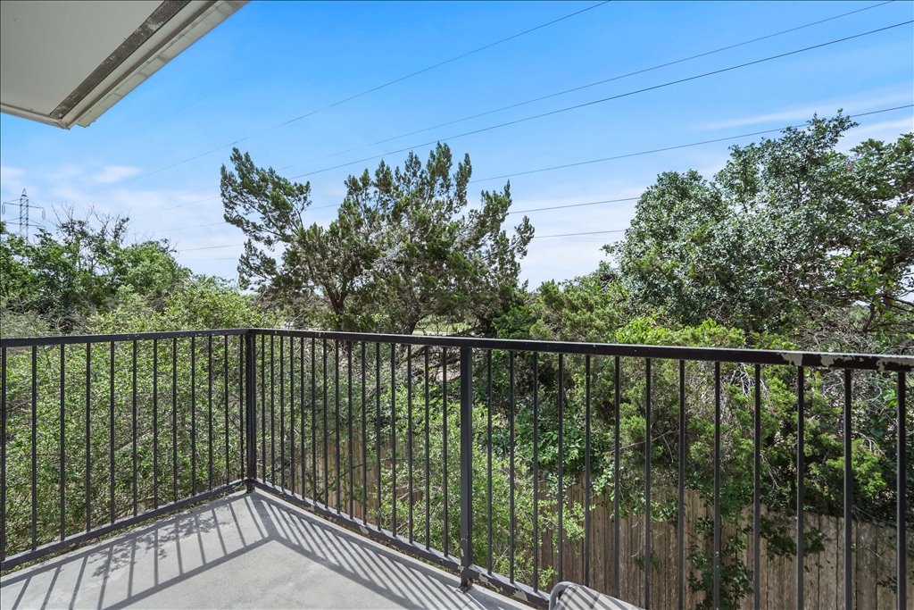 11203 Ranch Road 2222, Unit 305 Austin, TX 78730 - Photo 14 of 27