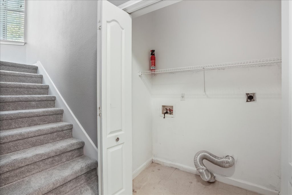 11203 Ranch Road 2222, Unit 305 Austin, TX 78730 - Photo 4 of 27