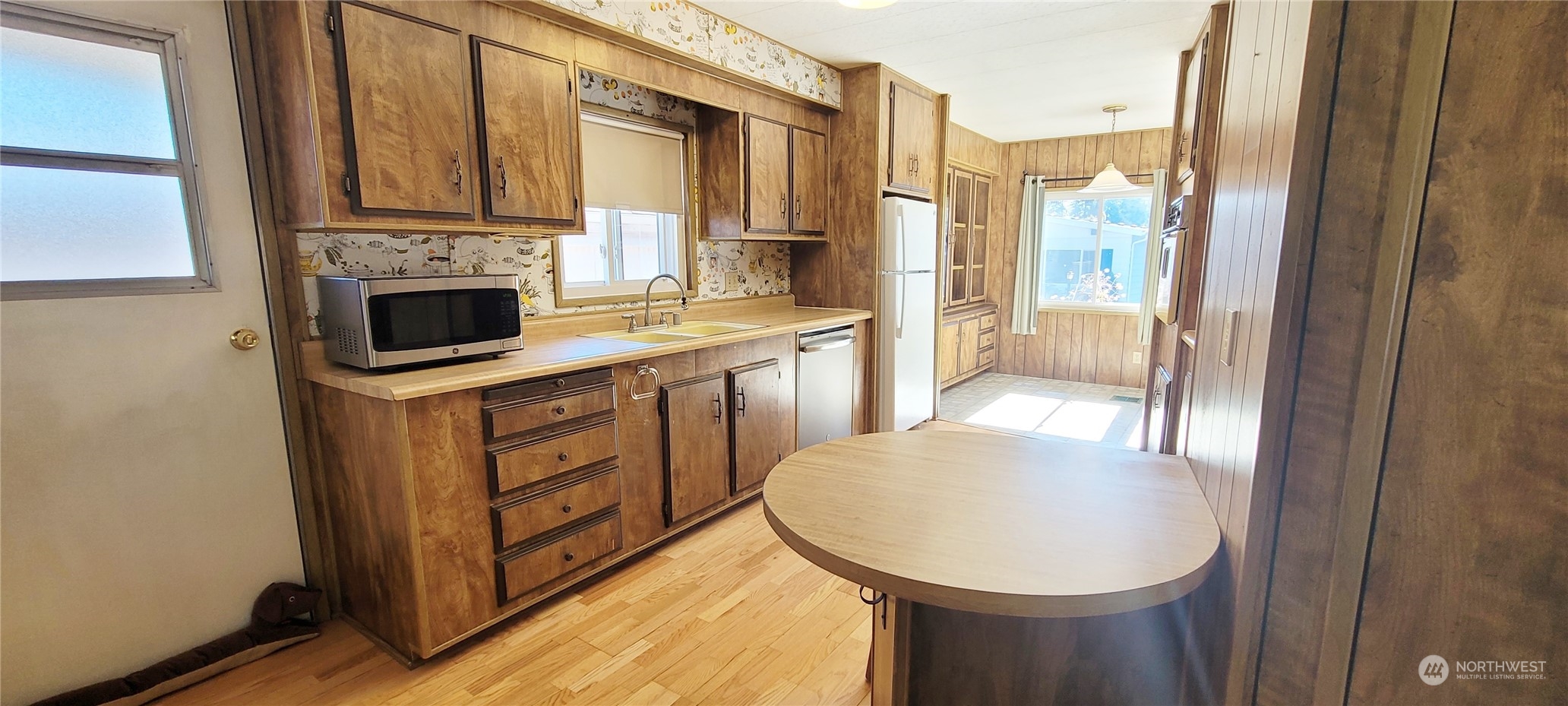 1121 244th Street Southwest, Unit 14 Bothell, WA 98021 - Photo 11 of 35 Gallery Image 11