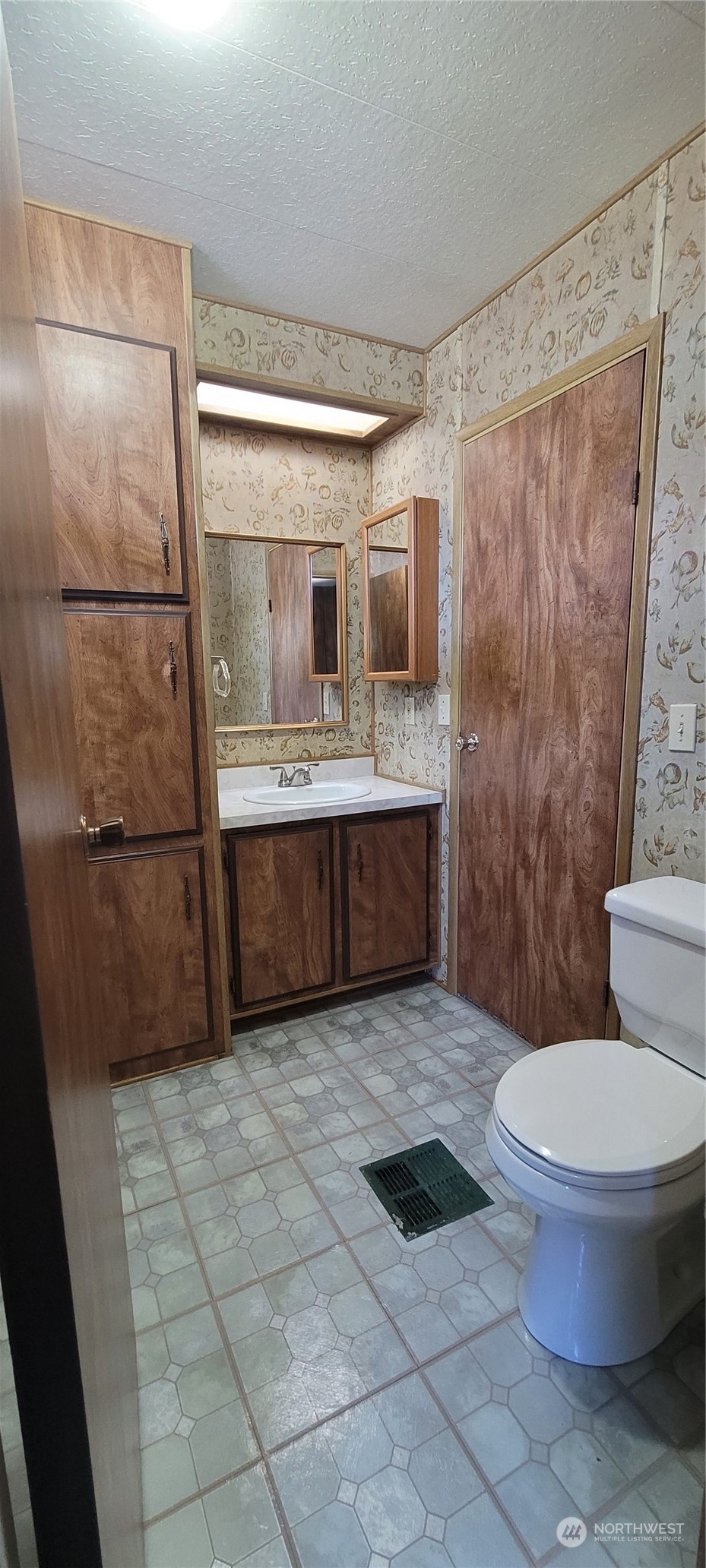 1121 244th Street Southwest, Unit 14 Bothell, WA 98021 - Photo 26 of 35 Gallery Image 26