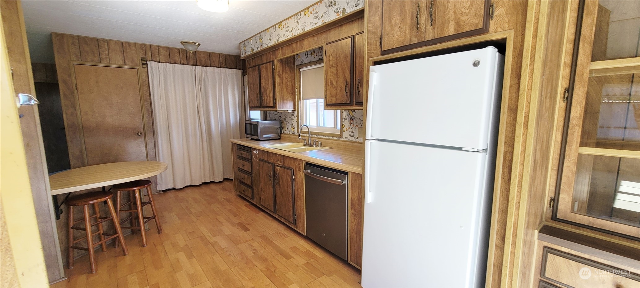 1121 244th Street Southwest, Unit 14 Bothell, WA 98021 - Photo 4 of 35 Gallery Image 4