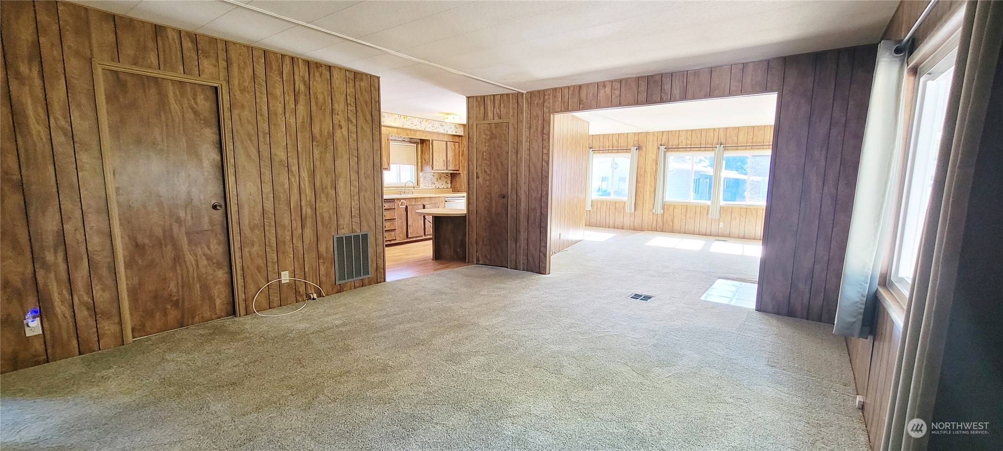 1121 244th Street Southwest, Unit 14 Bothell, WA 98021 - Photo 7 of 35 Gallery Image 7