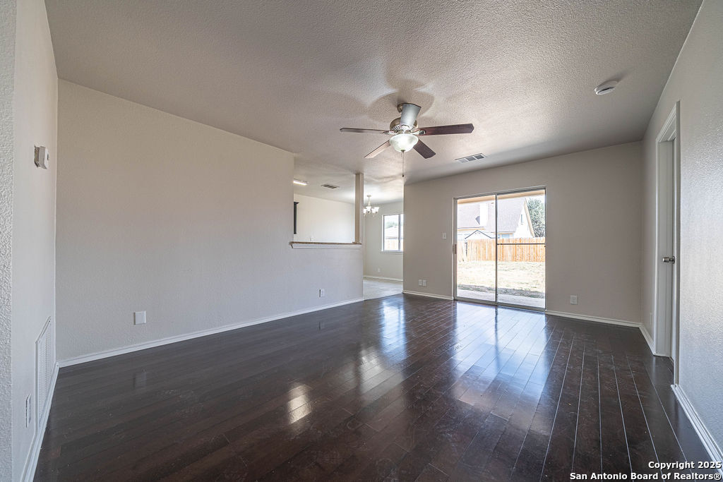 8407 Sea Rim Drive Converse, TX 78109 - Photo 4 of 25