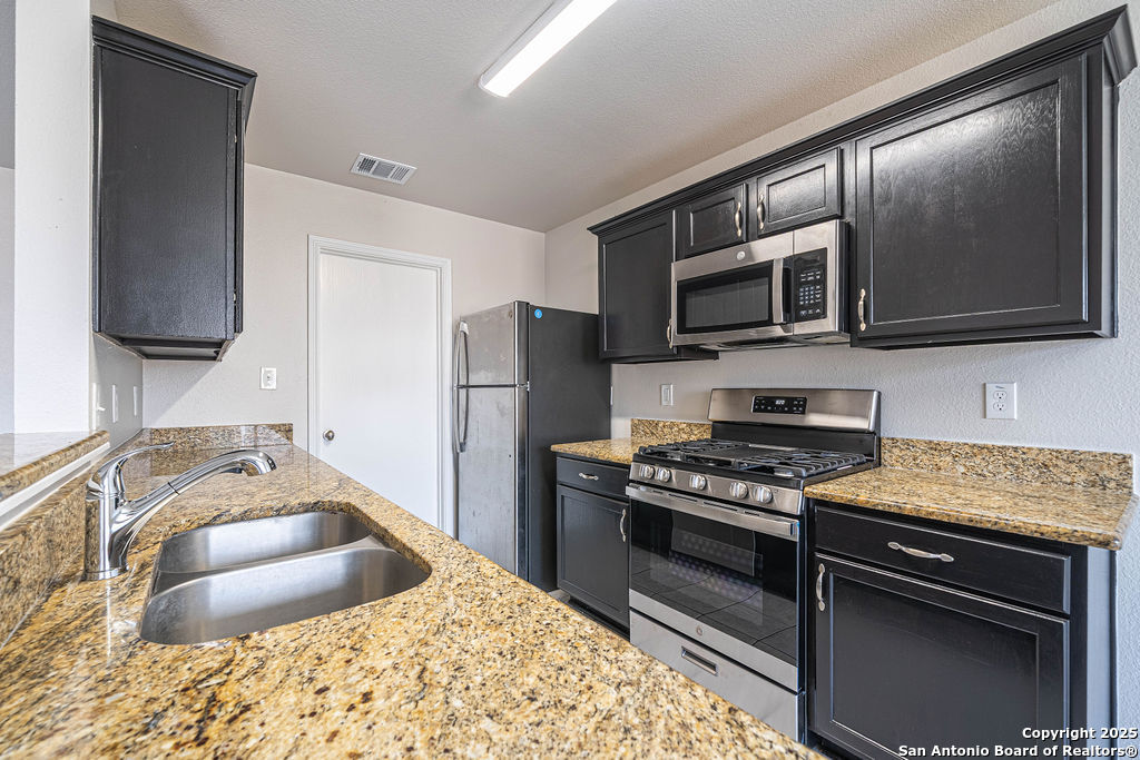 8407 Sea Rim Drive Converse, TX 78109 - Photo 10 of 25
