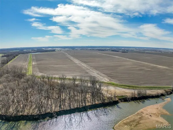 $45,000,000 | 4815 Aubuchon Road, Hazelwood, MO 63044