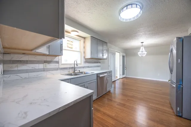 $3,200 | 202 Spring Tree Lane, Greece, NY 14612