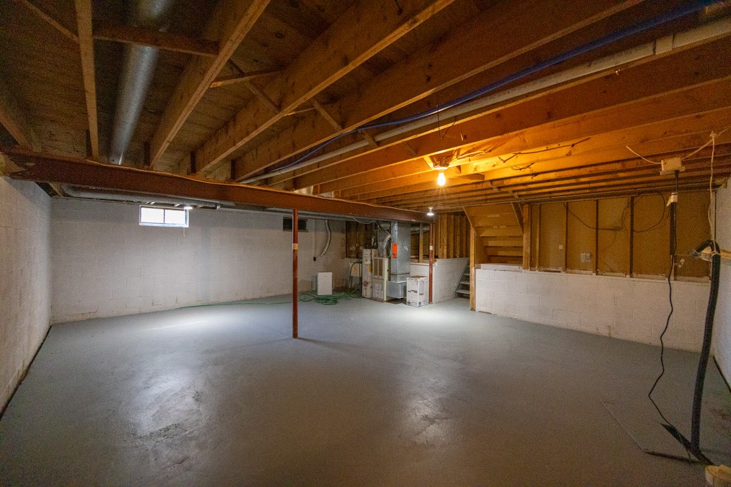 202 Spring Tree Lane Greece, NY 14612 - Photo 37 of 42