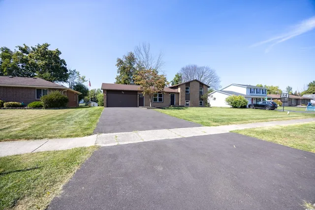 $3,200 | 202 Spring Tree Lane, Greece, NY 14612