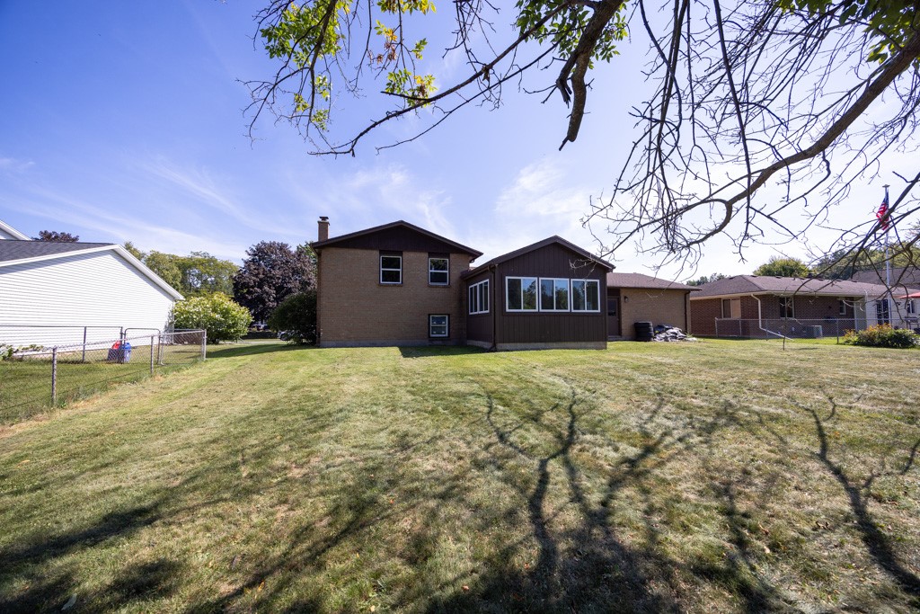 202 Spring Tree Lane Greece, NY 14612 - Photo 40 of 42