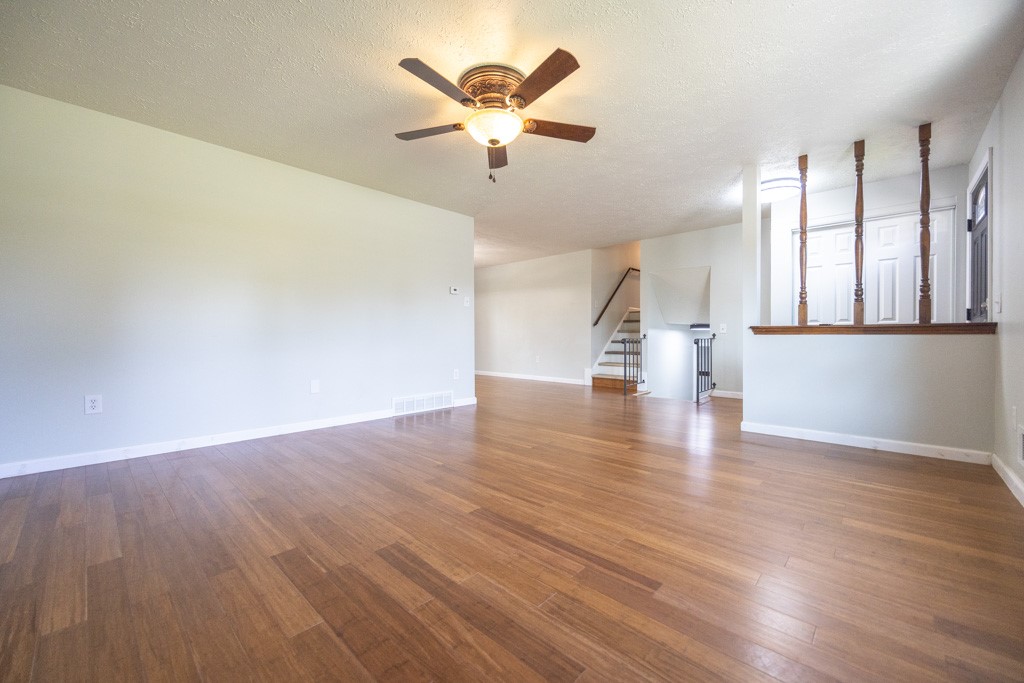 202 Spring Tree Lane Greece, NY 14612 - Photo 8 of 42