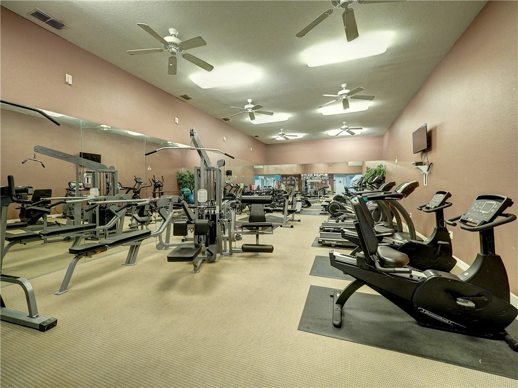 14721 Whitecap Boulevard, Unit 337 Corpus Christi, TX 78418 - Photo 23 of 28 Gym in Clubhouse.