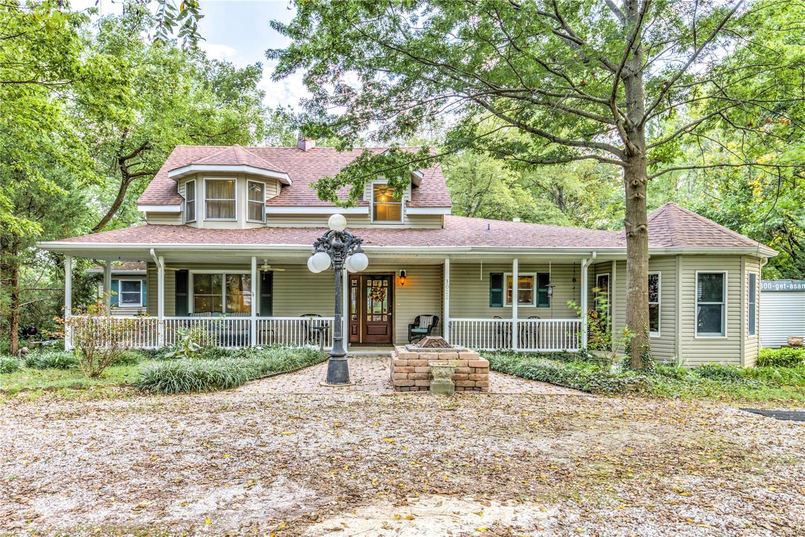 3022 Yaeger Road St. Louis, MO 63129 - Photo 1 of 29 Gallery Image 1
