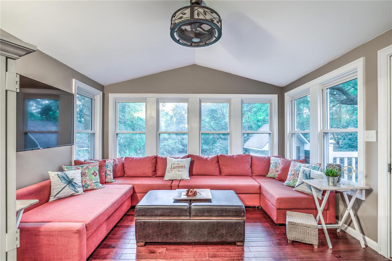 3022 Yaeger Road St. Louis, MO 63129 - Photo 11 of 29 Gallery Image 11