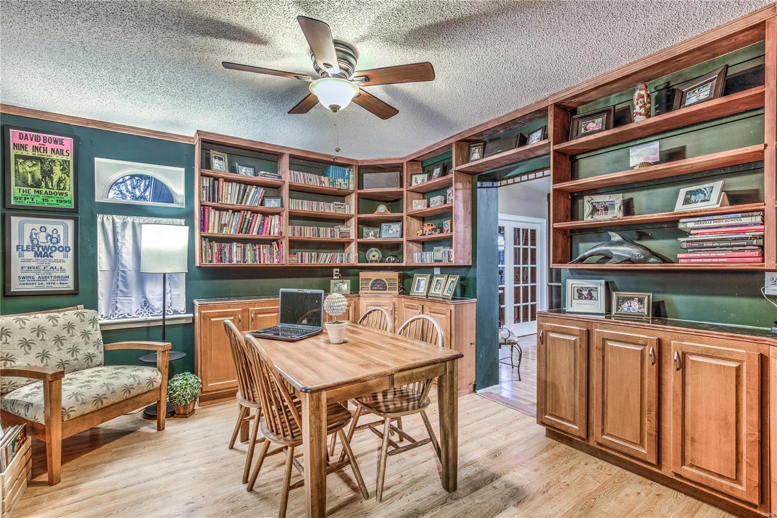 3022 Yaeger Road St. Louis, MO 63129 - Photo 16 of 29 Gallery Image 16