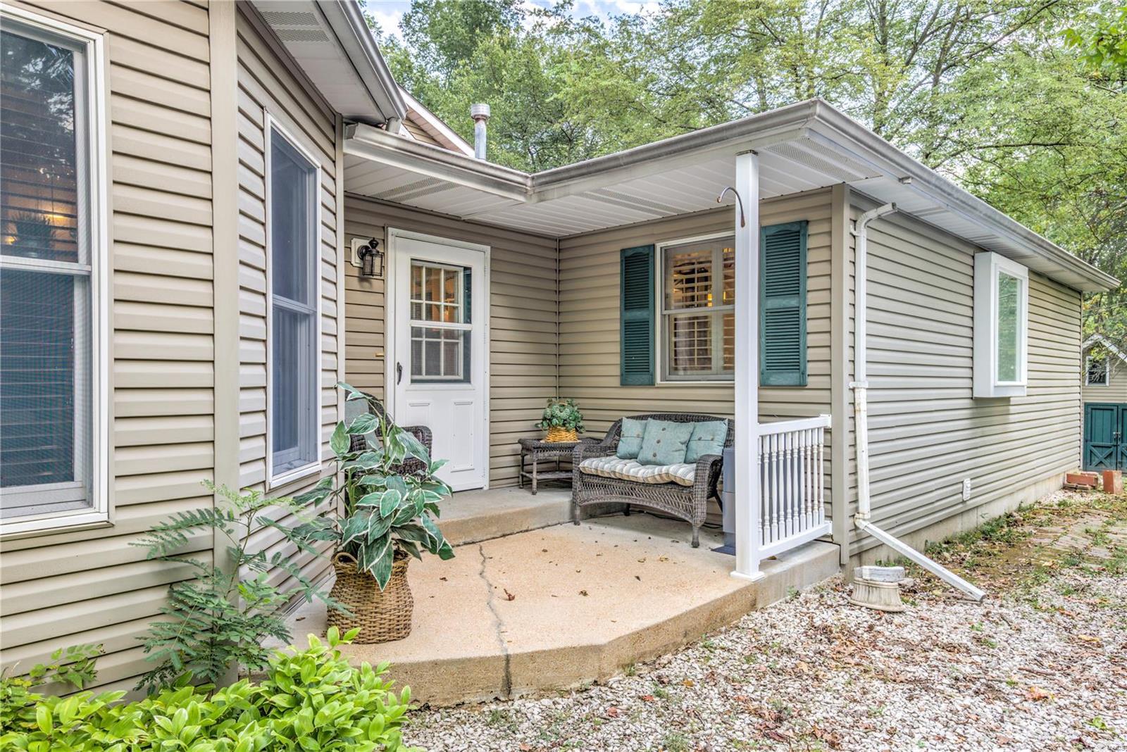 3022 Yaeger Road St. Louis, MO 63129 - Photo 4 of 29 Gallery Image 4