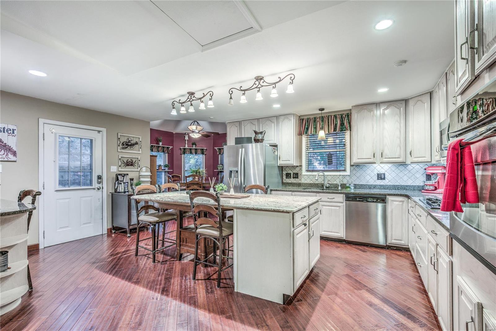 3022 Yaeger Road St. Louis, MO 63129 - Photo 8 of 29 Gallery Image 8