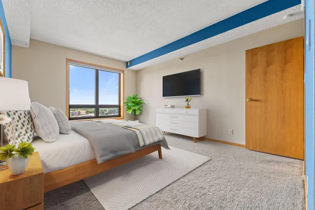 $279,000 | 168 6th Street East, Unit 2905, St. Paul, MN 55101