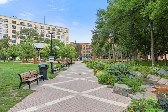 $279,000 | 168 6th Street East, Unit 2905, St. Paul, MN 55101