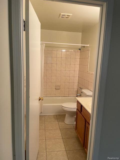59425 10 Mile Road, Unit 9B South Lyon, MI 48178 - Photo 8 of 8