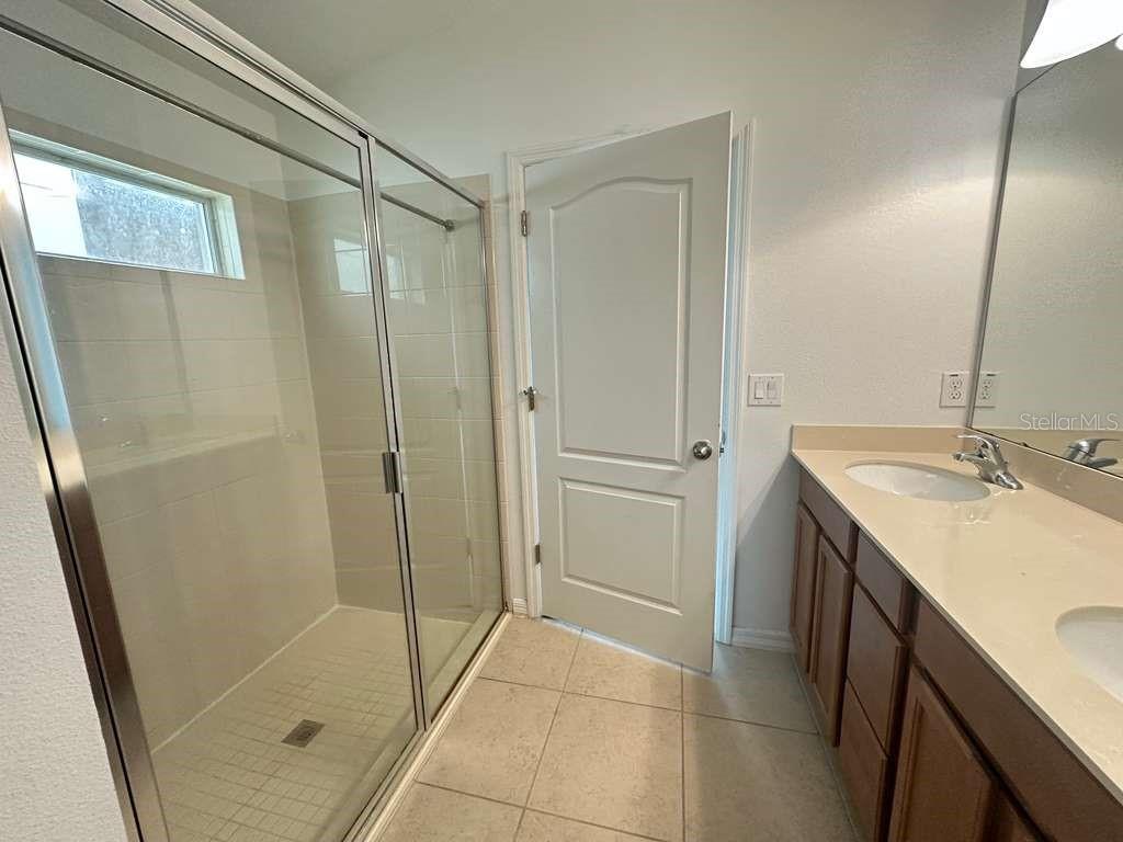10816 Cabbage Tree Loop Orlando, FL 32825 - Photo 9 of 18